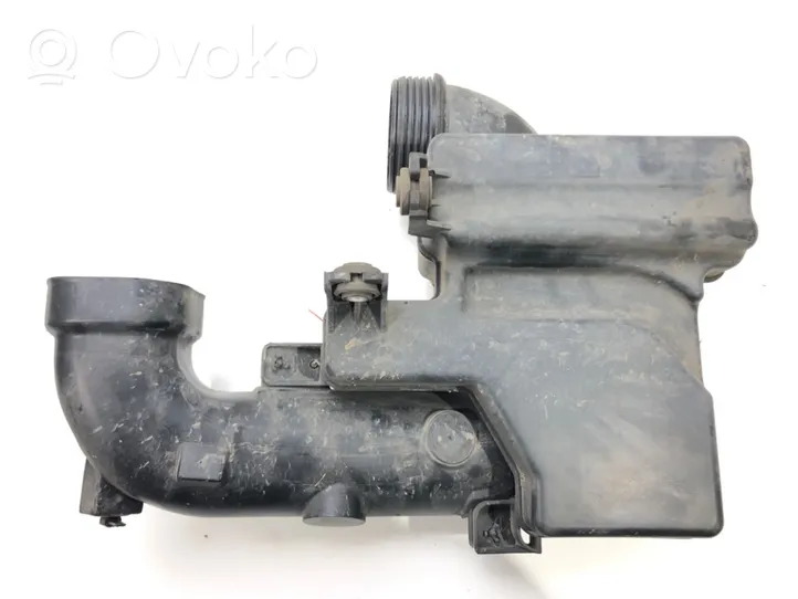 Hyundai i40 Boîtier de filtre à air 28220-3Z300