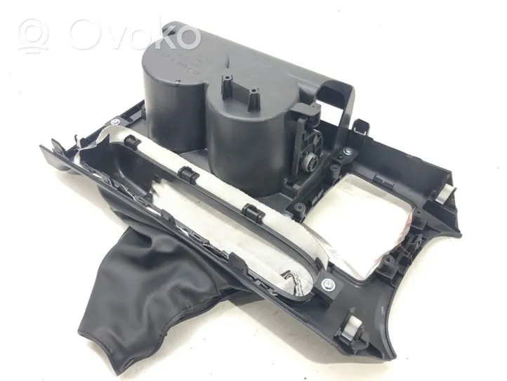 Mazda 6 Kit de boîte à gants GHP955241