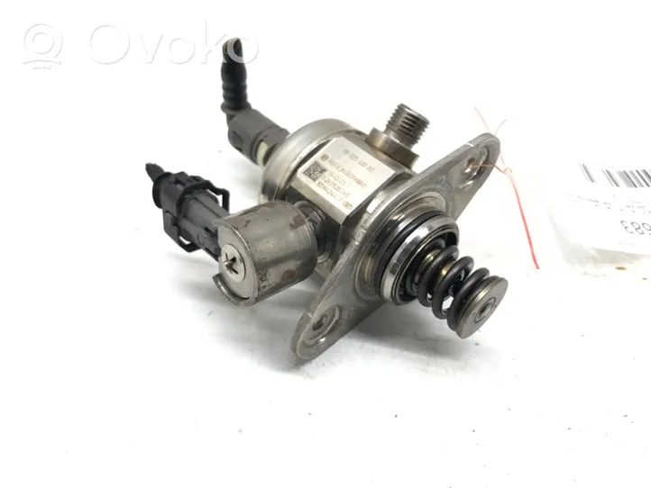 Peugeot 308 Fuel injection high pressure pump 9802540080