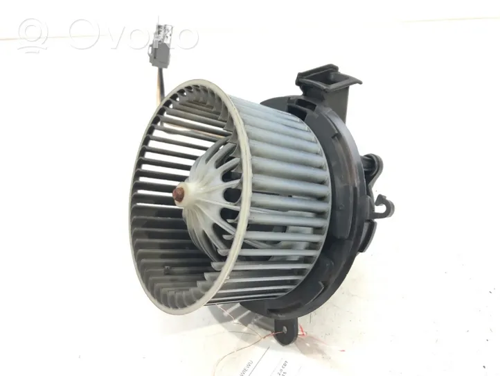 Opel Astra J Heater fan/blower U7253002