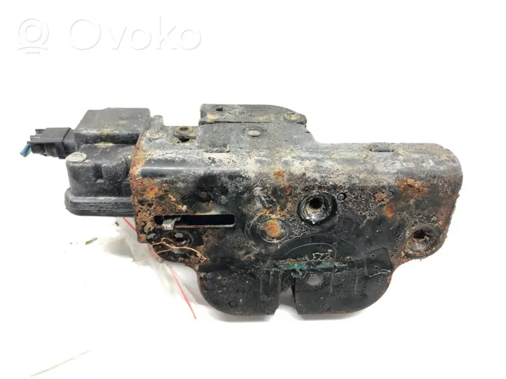 Mercedes-Benz Vito Viano W639 Takaluukun ulkopuolinen lukko A6397401635