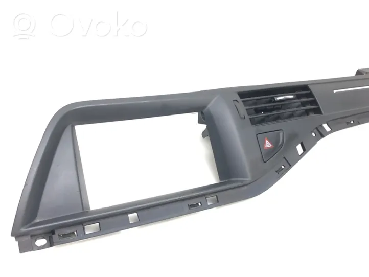 Citroen C5 Prietaisų skydelio apdaila 9682297777