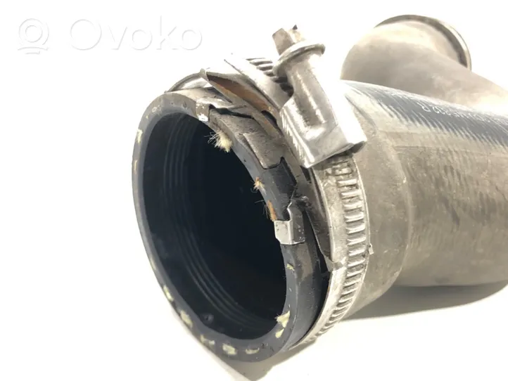 Volkswagen PASSAT CC Tube d'admission de tuyau de refroidisseur intermédiaire 3C0145832R