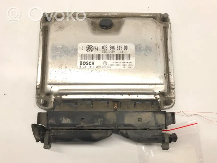 Volkswagen Bora Unité de commande, module ECU de moteur 038906019DD