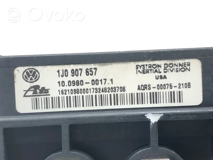 Volkswagen New Beetle ESP (elektroniskās stabilitātes programmas) sensors (paātrinājuma sensors) 1J0907657