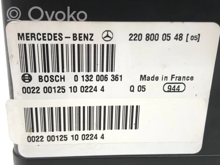 Mercedes-Benz S W220 Pompa a vuoto chiusura centralizzata 2208000548