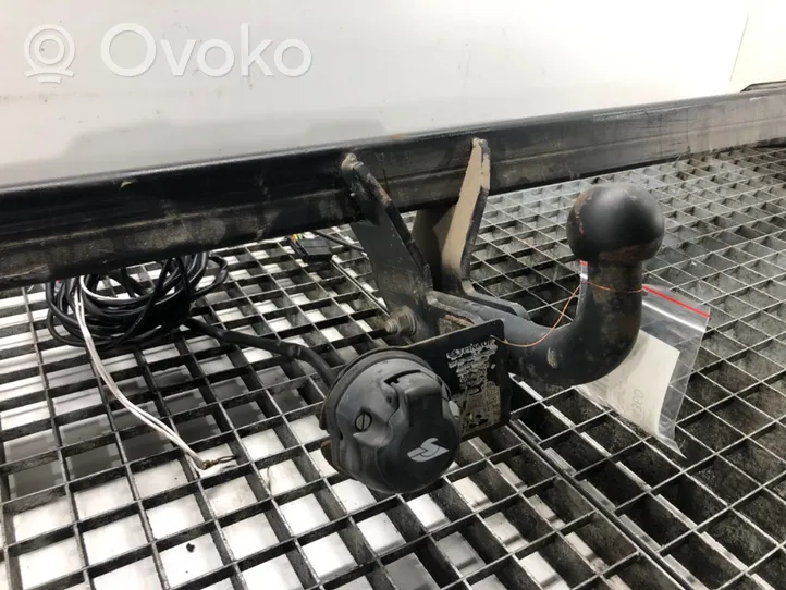 Volkswagen Golf VI Tow bar 