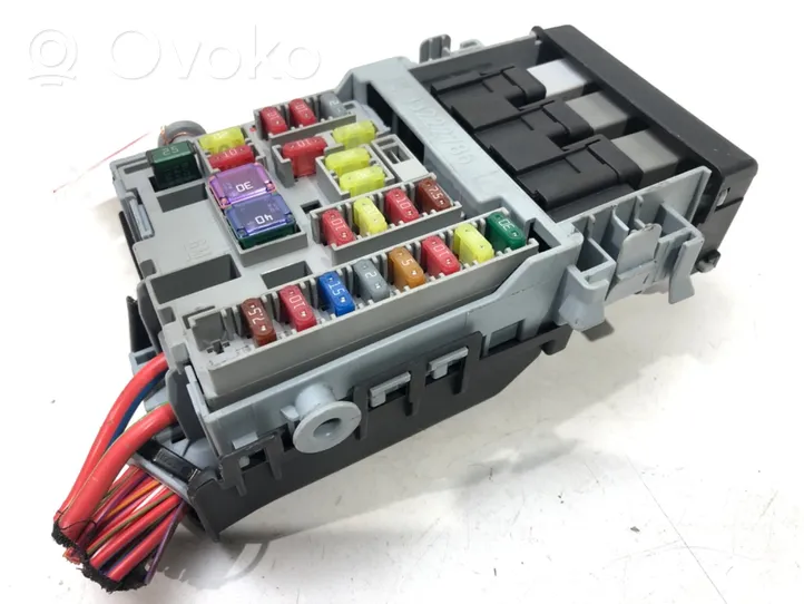 Opel Zafira C Fuse box set 13222786