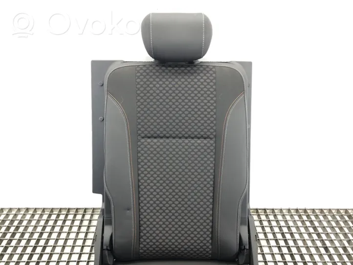 Opel Zafira C Rear seat 