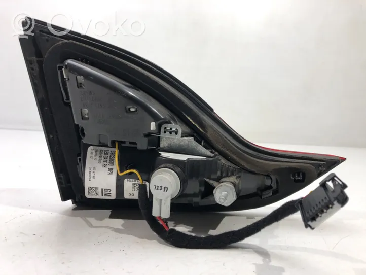 Opel Zafira C Lampa tylna 39028600