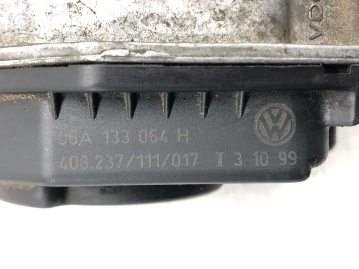 Skoda Octavia Mk1 (1U) Variklio gesinimo sklendė 06A133064H