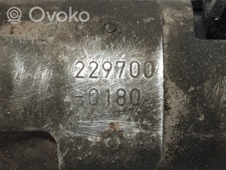 Toyota Yaris Czujnik pozycji wału rozrządu 229700-0180