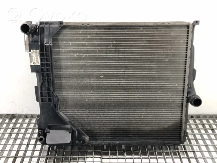 BMW X3 E83 Radiateur de refroidissement 7788138