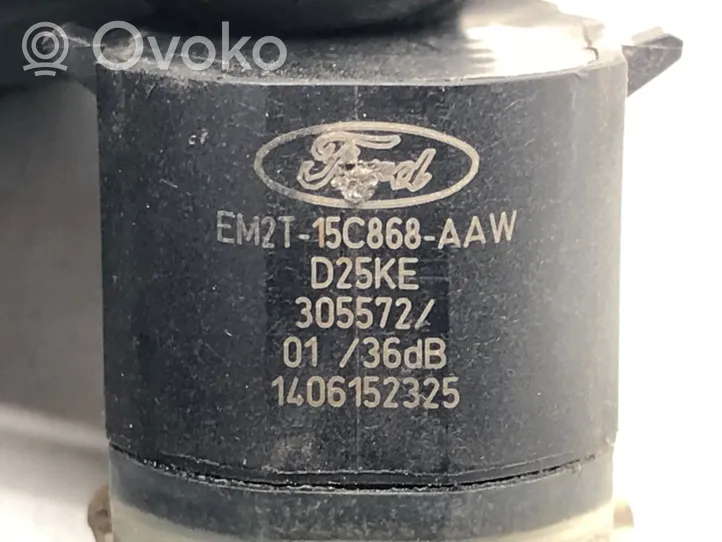 Ford Mondeo MK V Parkošanās (PDC) sensors (-i) EM2T-15K859-AAW