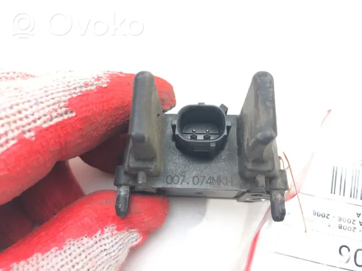 Lexus RX 330 - 350 - 400H Czujnik uderzenia Airbag 89173-08010