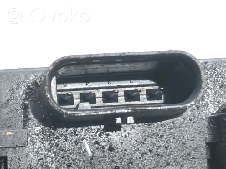 Skoda Octavia Mk3 (5E) Mocowanie / uchwyt filtra oleju 