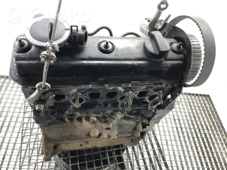 Volkswagen PASSAT B5 Moteur AHU