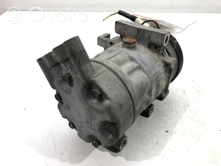 Renault Clio II Air conditioning (A/C) compressor (pump) 8200037058