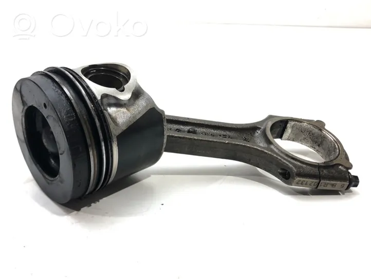 KIA Venga Piston avec bielle D4FB