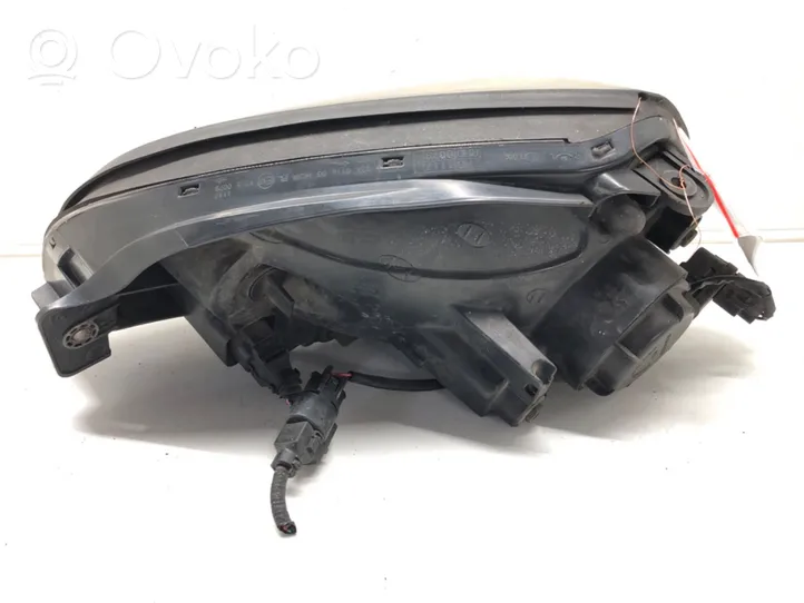 Hyundai Tucson JM Headlight/headlamp 92102-2EXXX