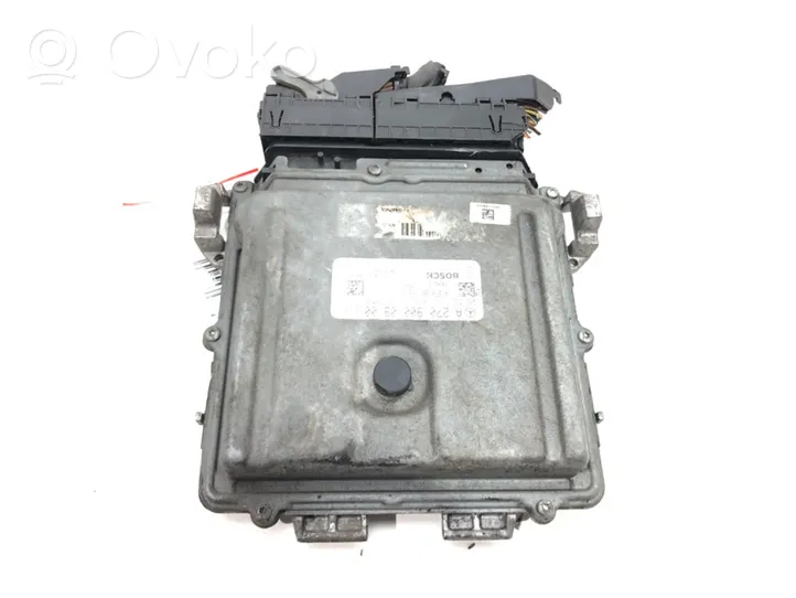 Mercedes-Benz CLA C117 X117 W117 Motorsteuergerät ECU A2709000900