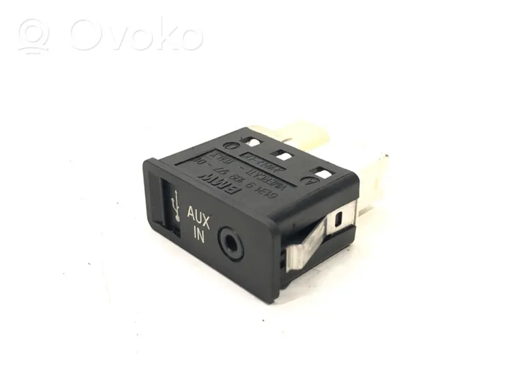 BMW 7 F01 F02 F03 F04 Connecteur/prise USB 9189177