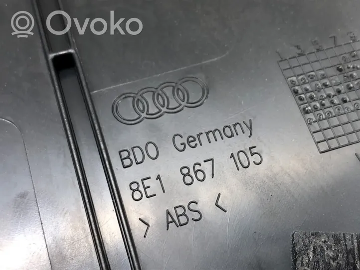 Audi A4 S4 B7 8E 8H Apmušimas priekinių durų (obšifke) 