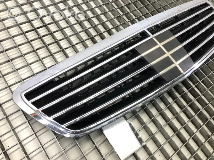 Mercedes-Benz S W220 Grille de calandre avant A2208800483