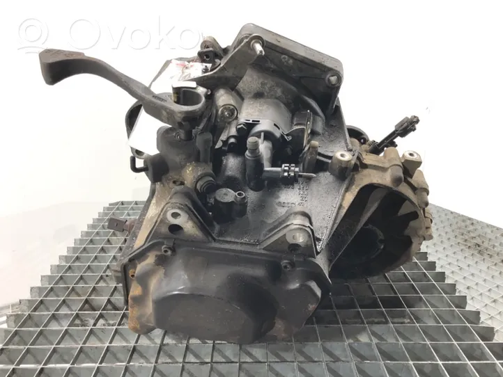 Volkswagen Polo IV 9N3 Scatola del cambio manuale a 5 velocità HSC