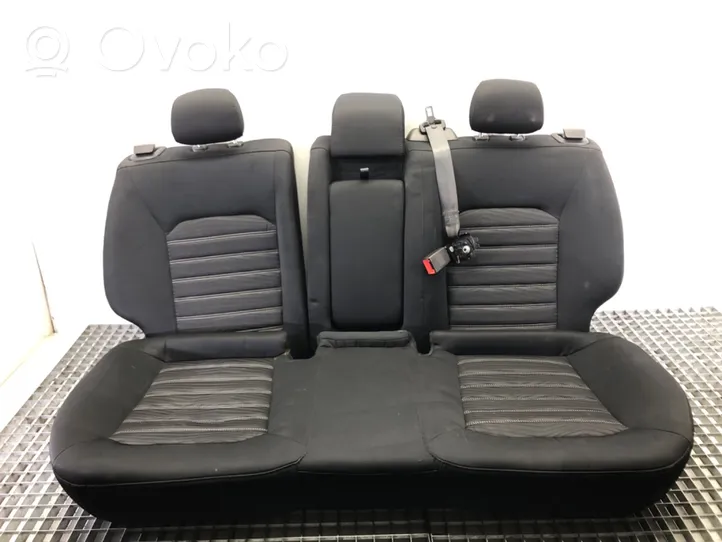 Ford Mondeo MK V Second row seats 