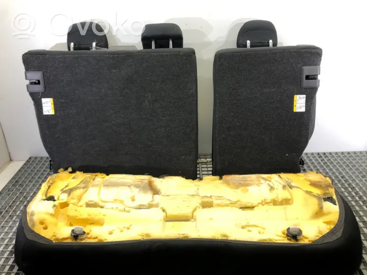 Ford Mondeo MK V Second row seats 