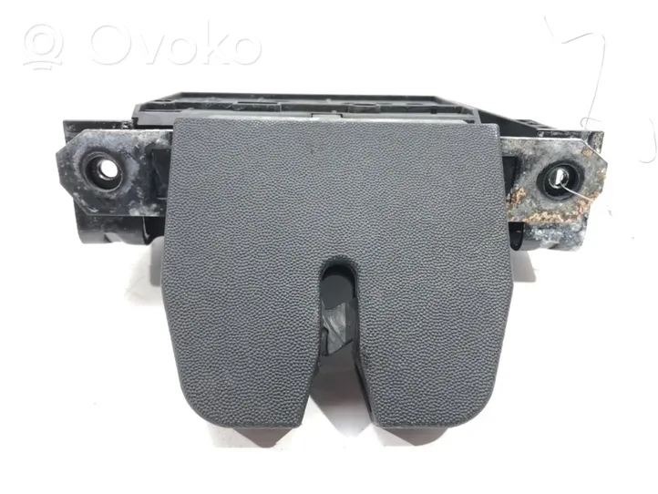 Opel Signum Zamek tylnej klapy bagażnika 13185566