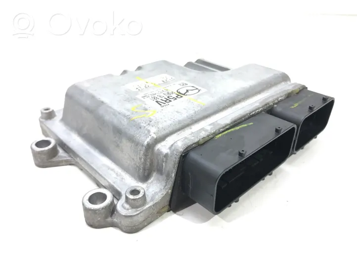 Mazda 2 Komputer / Sterownik ECU silnika P5RV18881