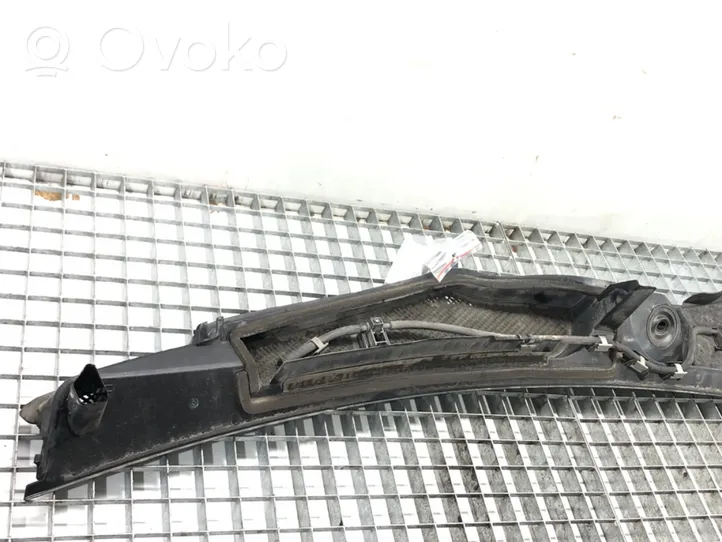 Mercedes-Benz GLK (X204) Wiper trim 