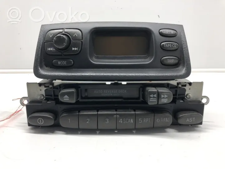 Toyota Yaris Panel / Radioodtwarzacz CD/DVD/GPS 