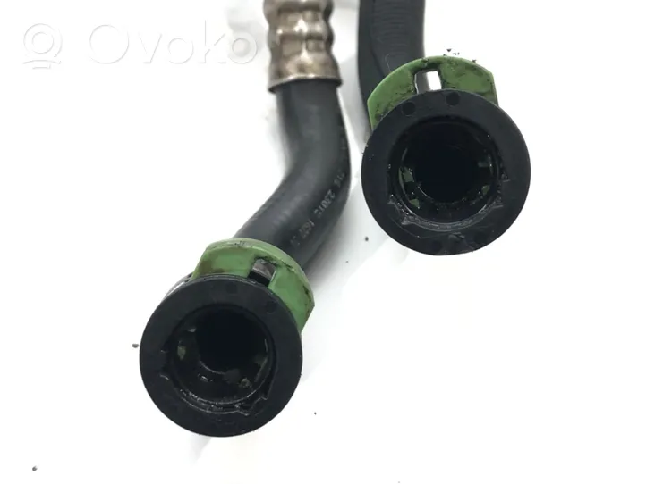 Audi A6 C7 Tubo flessibile del radiatore dell’olio del cambio 8R0317818BF