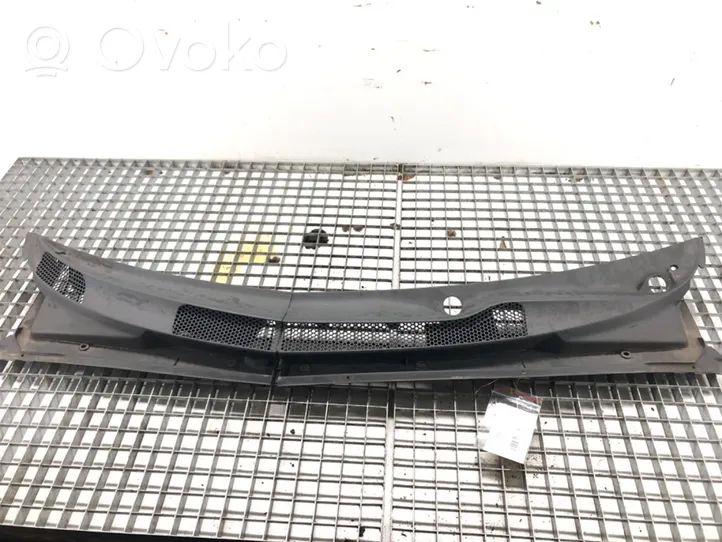 Toyota Yaris Wiper trim 