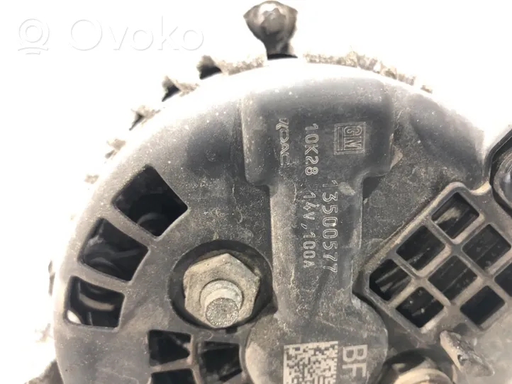 Opel Astra J Alternator 13500577