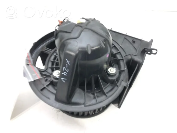 BMW X5 E70 Heater fan/blower T1001857A