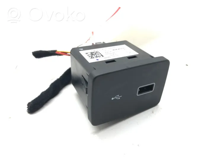 Fiat Tipo Connettore plug in USB 07357169260