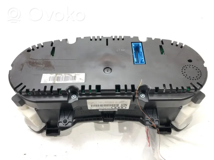 Audi A1 Speedometer (instrument cluster) 8X0920930P