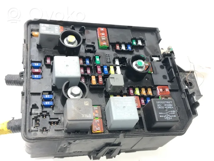 Opel Mokka Fuse box set 95263744