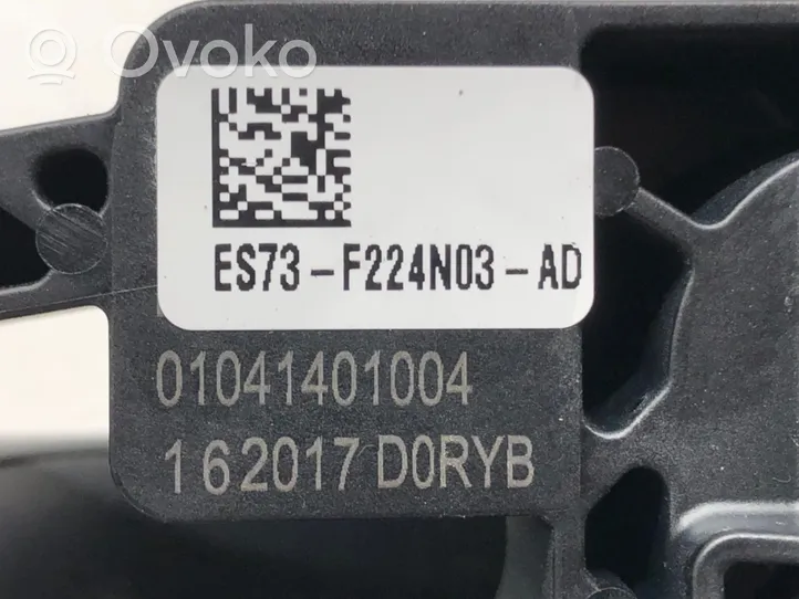 Ford Mondeo MK V Takaoven ulkokahva ES73-F224N03-AD