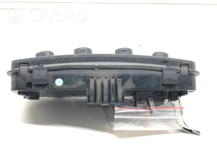 Mercedes-Benz C AMG W203 Interior fan control switch 2038300285