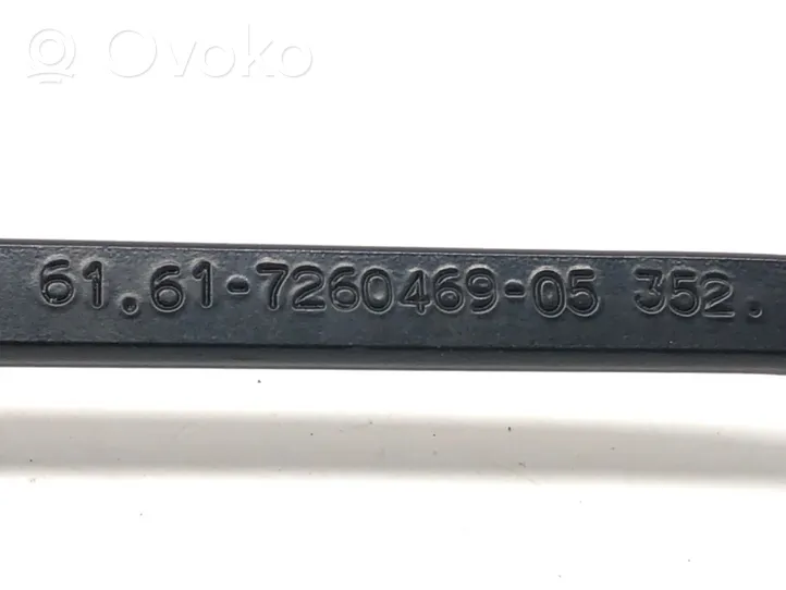 BMW 3 F30 F35 F31 Priekinio stiklo valytuvų kojelė 7260469