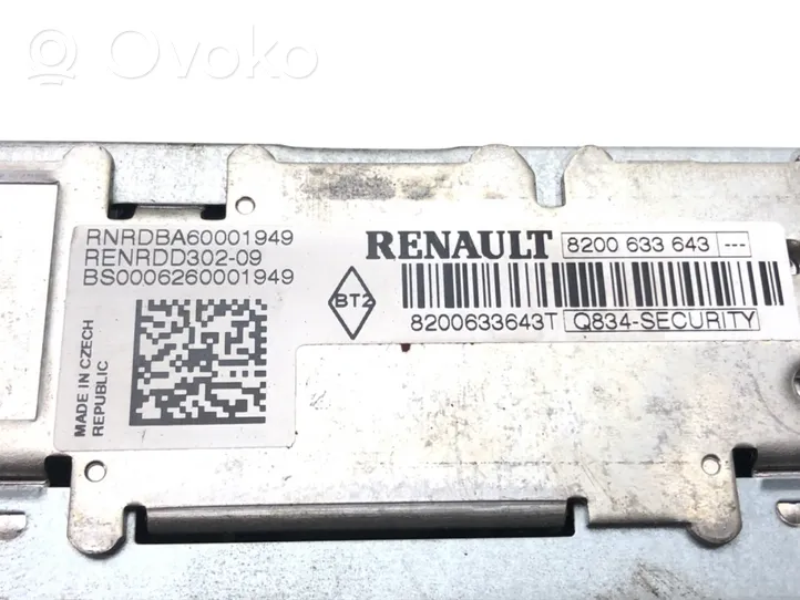 Renault Thalia I Panel / Radioodtwarzacz CD/DVD/GPS 8200633643