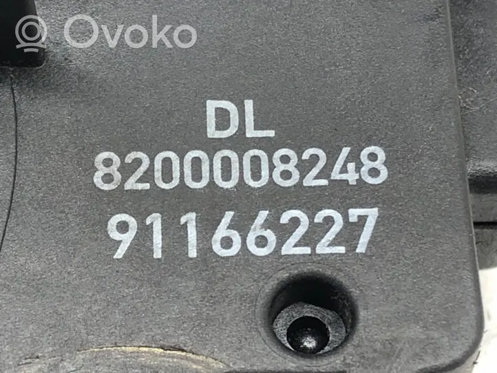 Opel Vivaro Priekinė durų spyna 8200008248