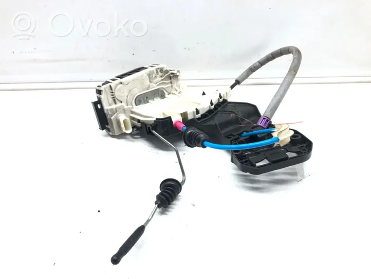 Mercedes-Benz CLA C117 X117 W117 Rear door lock 