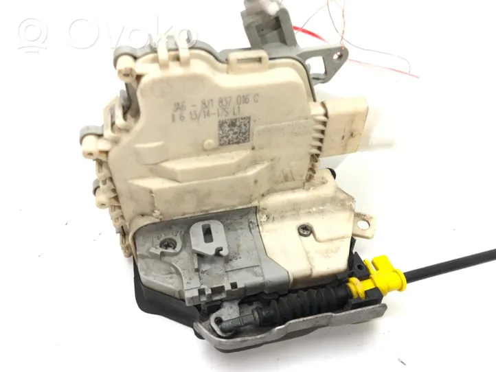 Audi A1 Front door lock 8J1837016C