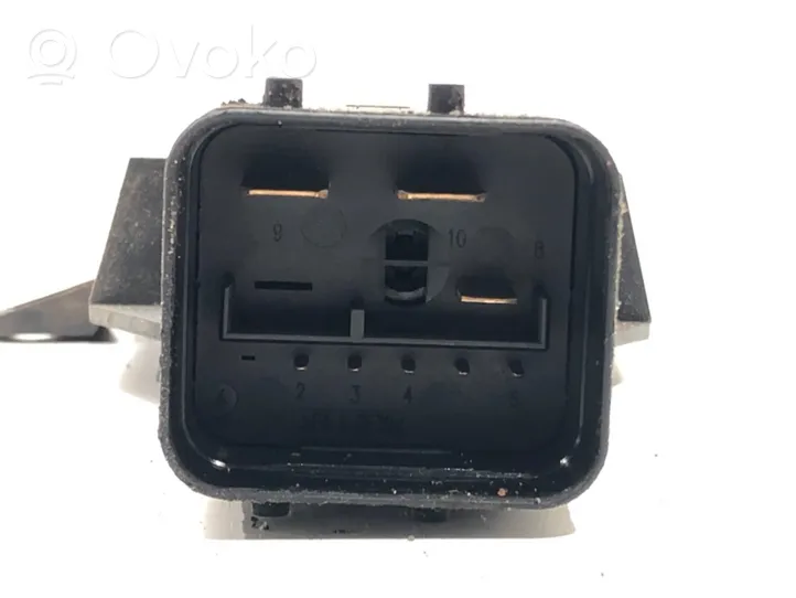 Seat Ibiza IV (6J,6P) Fan control module 